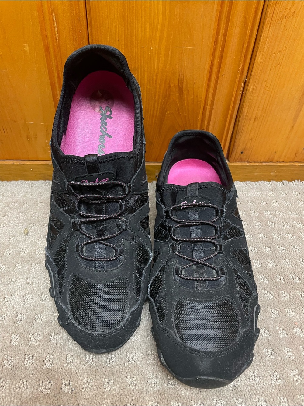 Skechers Black Slip-On Athletic Sneakers with Pink Trim and Insole